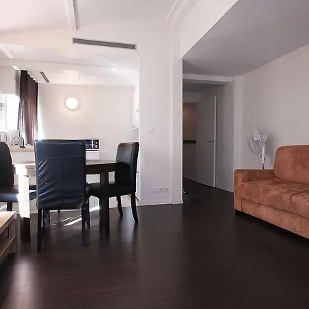Bridgestreet Opera Apartments *